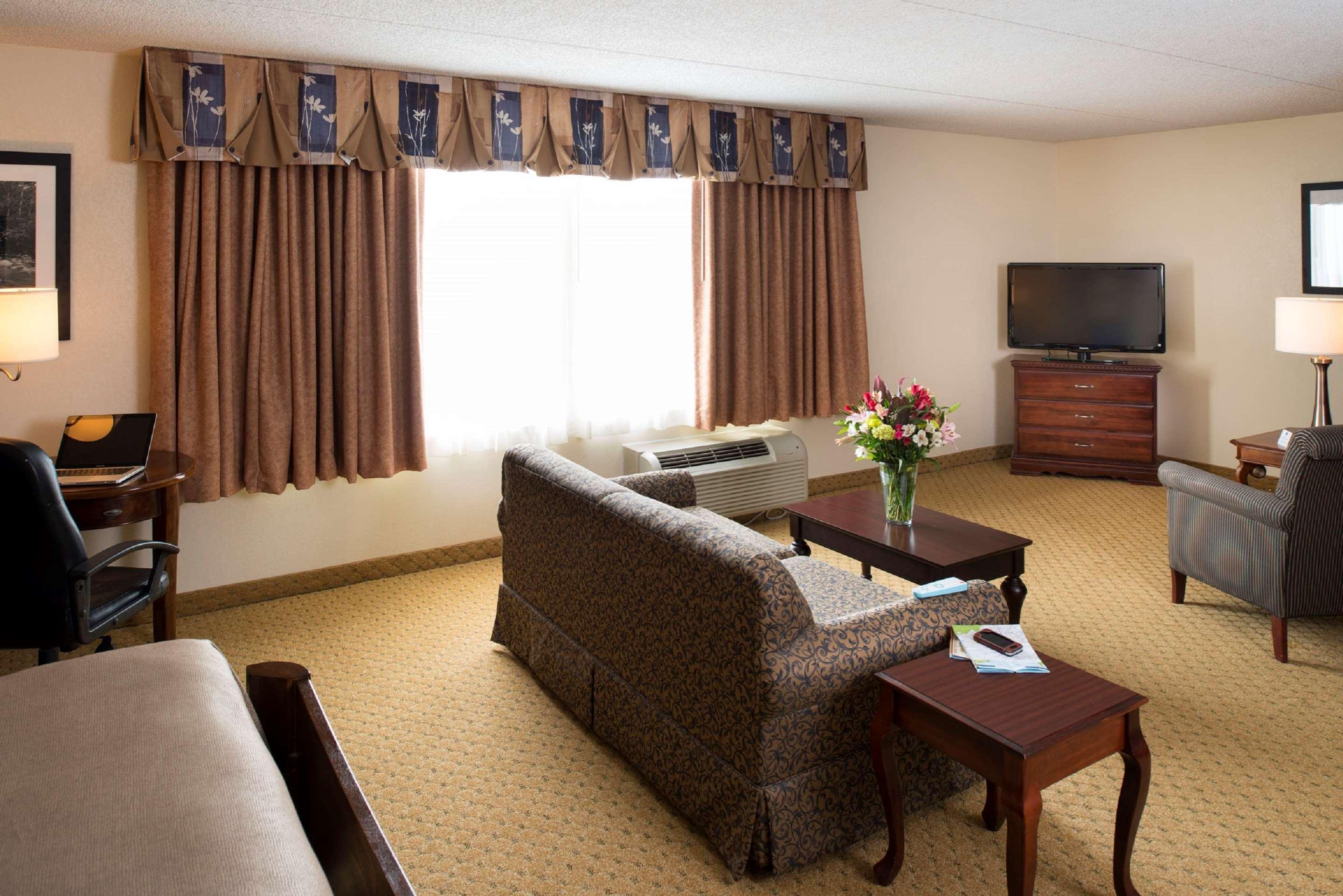 Best Western Plus Knoxville Cedar Bluff Exterior foto